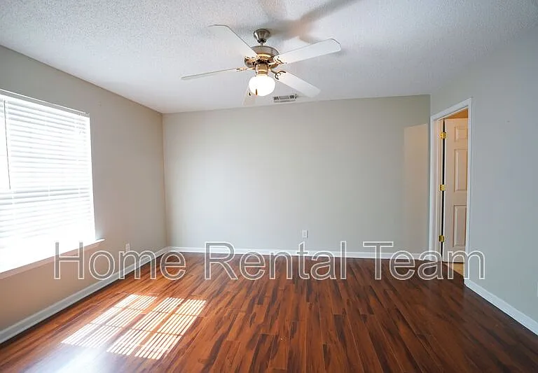 134 Mustang Dr — Photo 21