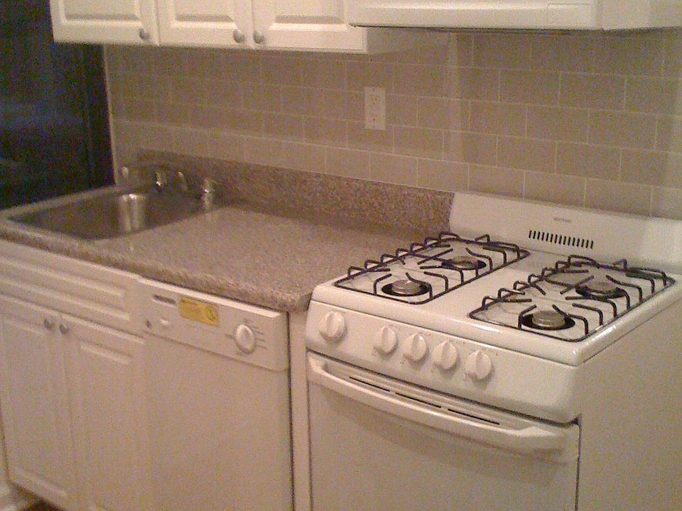 1st image of 114 E 1st St APT 16