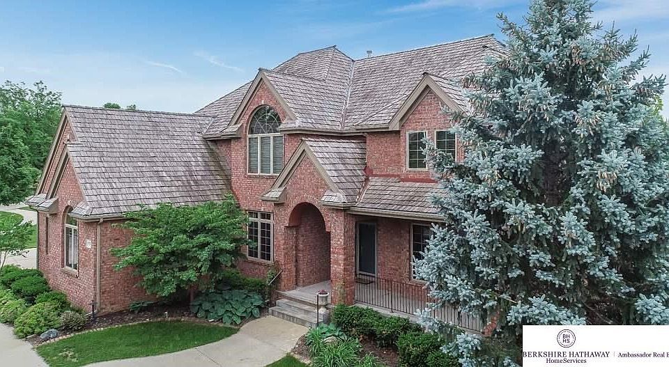 1st image of 17757 Bay Wood Dr