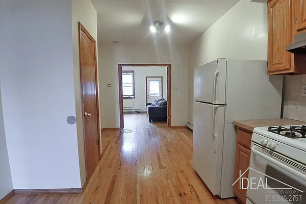 Rented by Ideal Properties Group | media 10