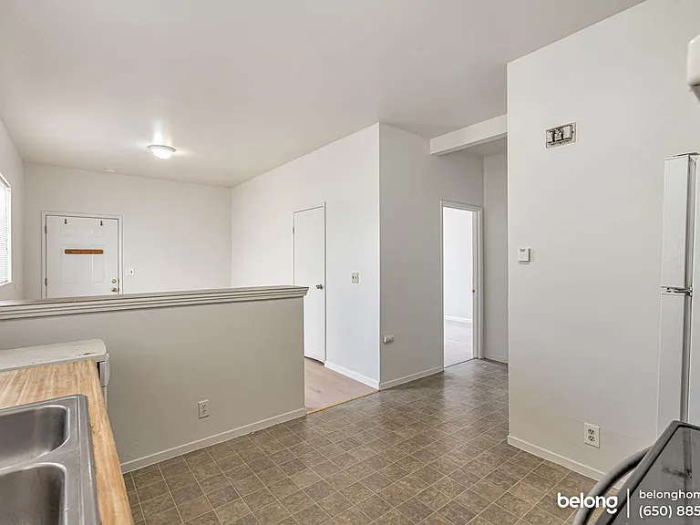 1214 13th Ave — Photo 8
