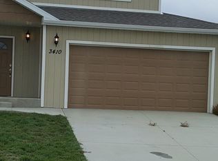 3402 10th Ave NE, Watford City, ND 58854