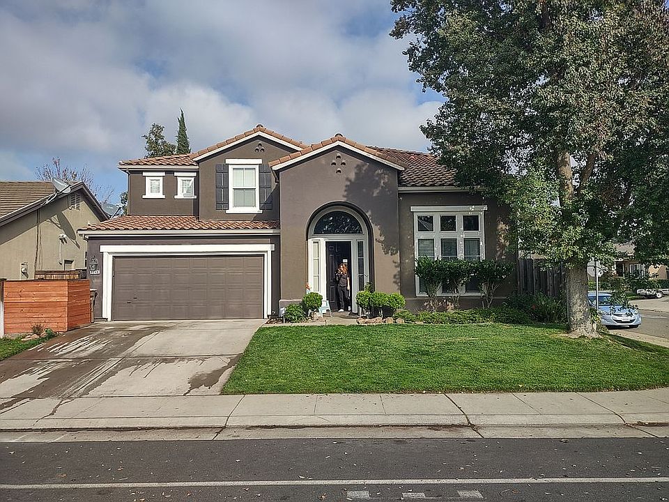 1st image of 9549 E Park Dr