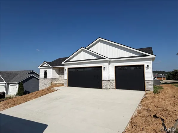 2916 Shirley Close Rd, Washington, MO 63090