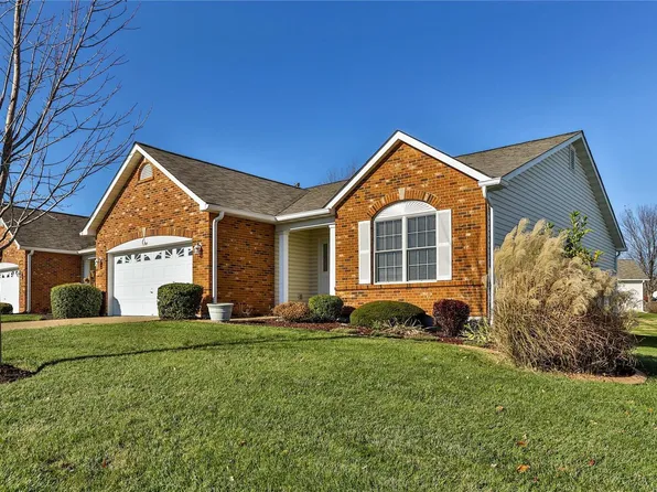 1 Robert Terrace Ct, Dardenne Prairie, MO 63368