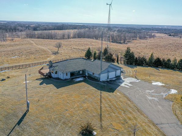 23591 Cedar Lake Rd