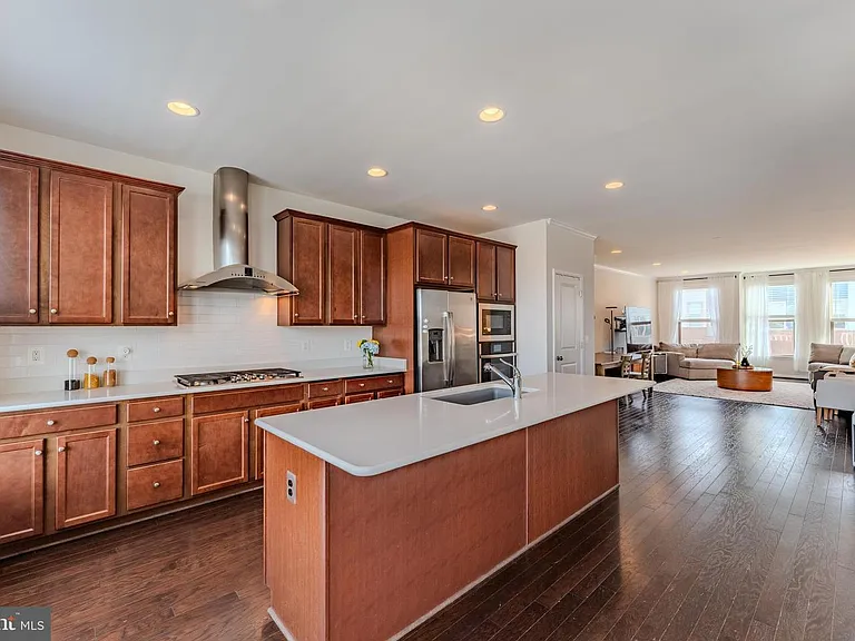 42506 Dogwood Glen Sq — Photo 19