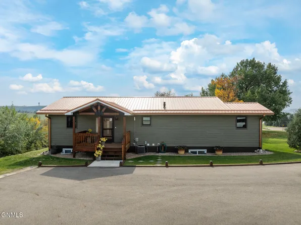 9155 41st St NW, New Town, ND 58763