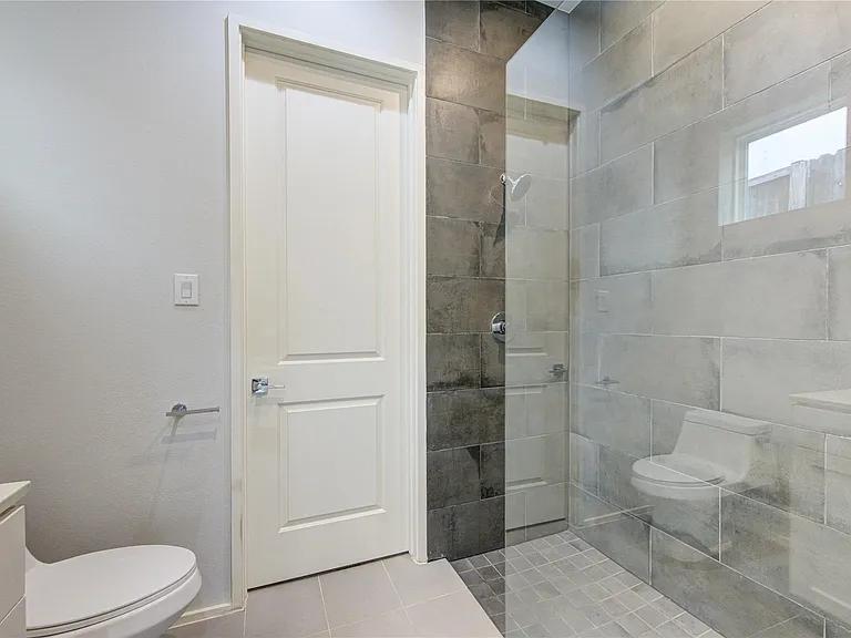 5336 Chandler St — Photo 11