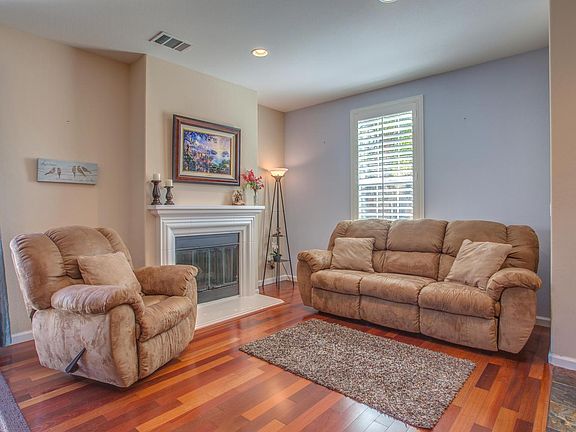 4th image of 1801 Bright Willow Cir