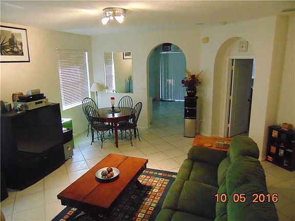 4th image of 2244 Portofino Ave