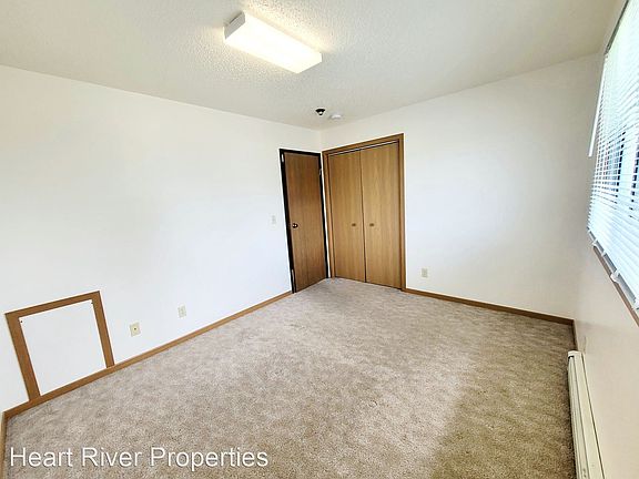 5th image of 1678 Prairie Ave #15