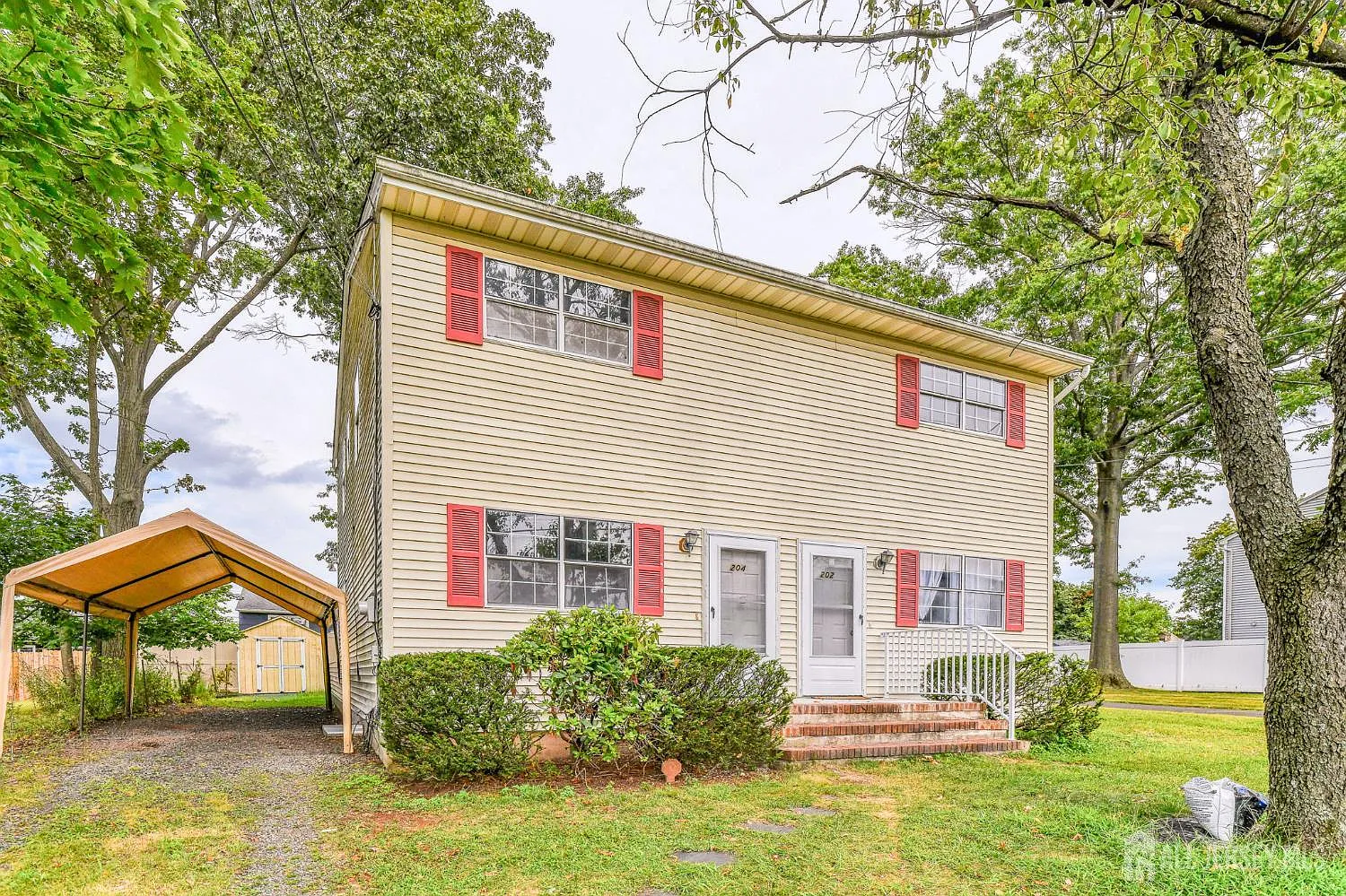 204 Wilton Ave #A photo 1