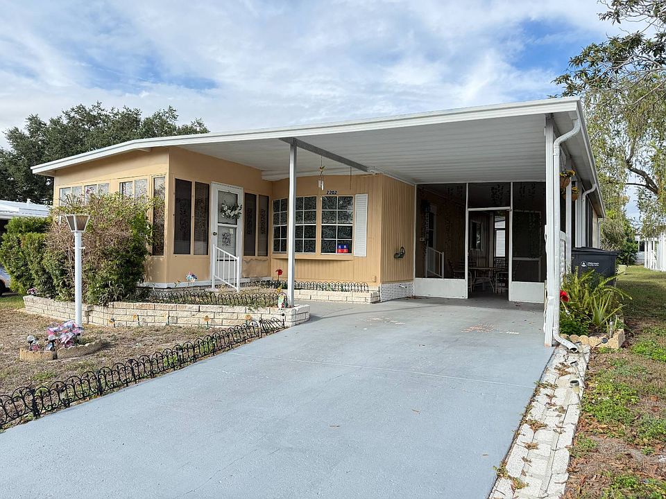 1st image of 2202 Miramont Cir