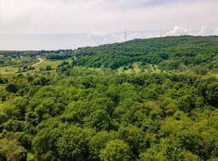 392 Old County Rd, Rockland, ME 04841