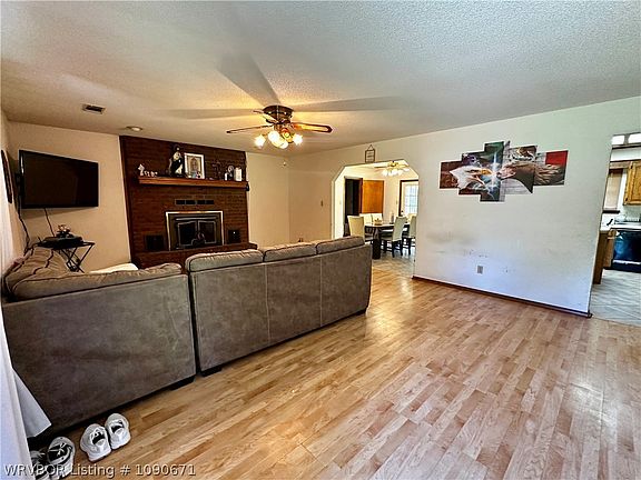4th image of 4347 Anice Rd