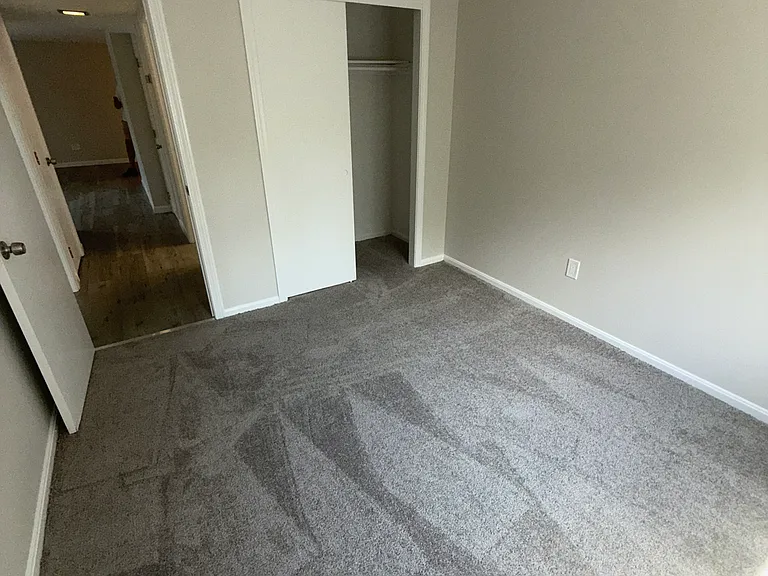 15 Veranda Rd #7 — Photo 5