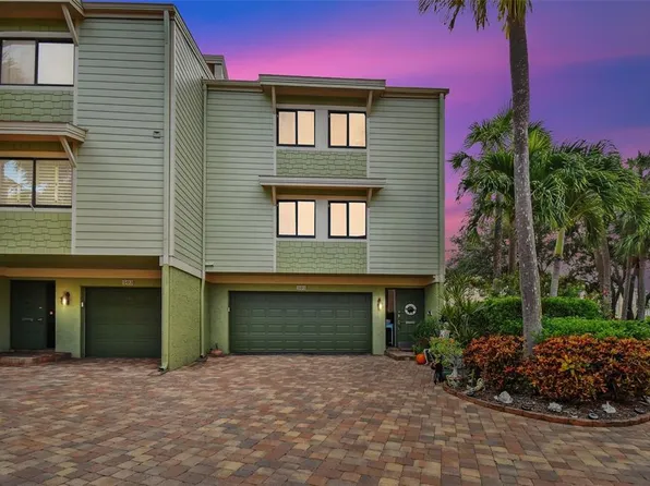 501 Sandy Hook Rd, Treasure Island, FL 33706