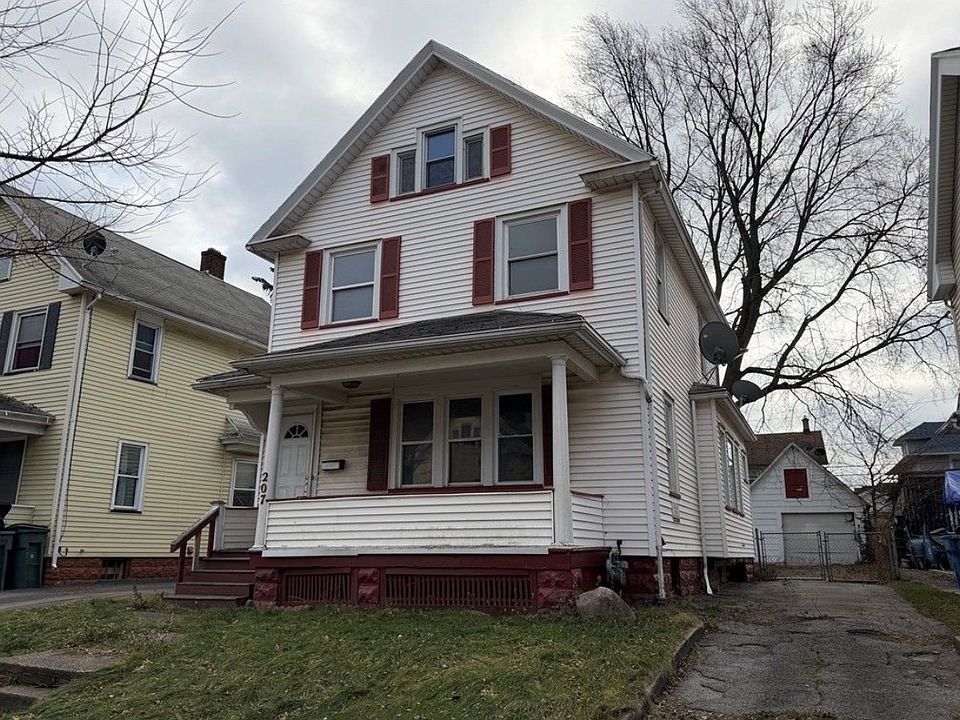 1st image of 207 Lux St
