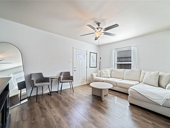 3rd image of 329 E Lakeside Dr #326