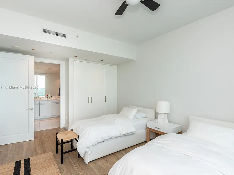 10295 Collins Ave #2506 — Photo 13