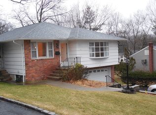 72 Fitzrandolph Rd, West Orange, NJ 07052