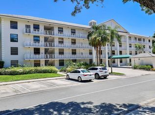 3500 Whitehall Dr APT 201, West Palm Beach, FL 33401