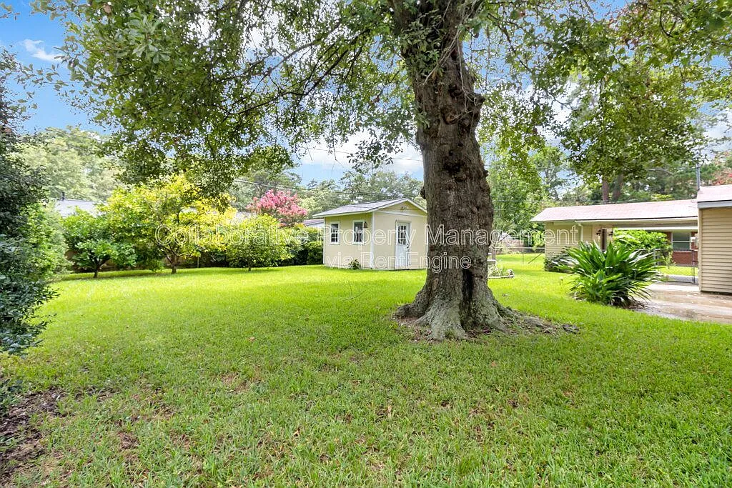 3 bed, 2.0 bath, 1508 sqft, $2,080 — Photo 3