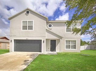 617 SE Karrigan Ter, Port Saint Lucie, FL 34983