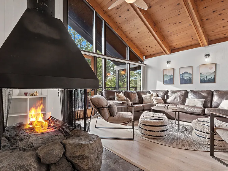 7639 Forest Glenn Dr — Photo 6