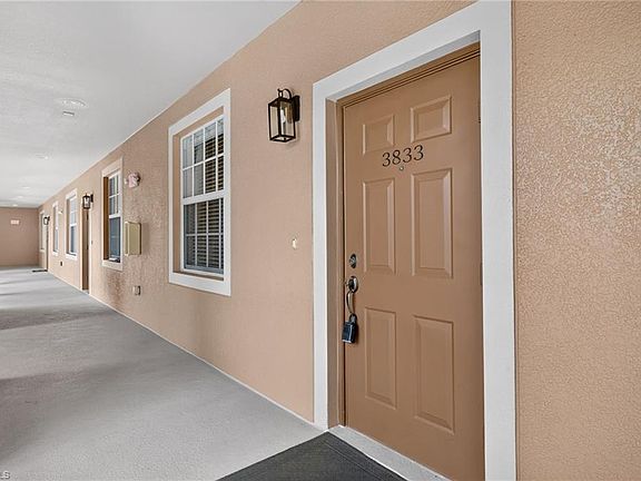 2nd image of 9621 Spanish Moss WAY #3833