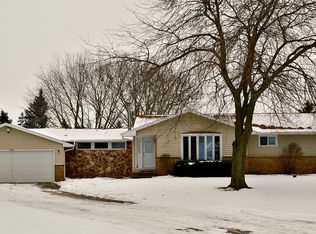 W5051 Center Valley Rd, Black Creek, WI 54106