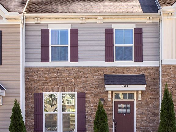 2nd image of 4316 Summercrest Blvd #904