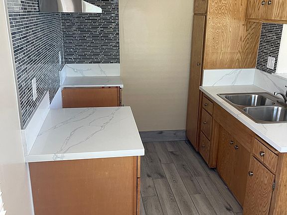 4th image of 617 Maltman Ave #1