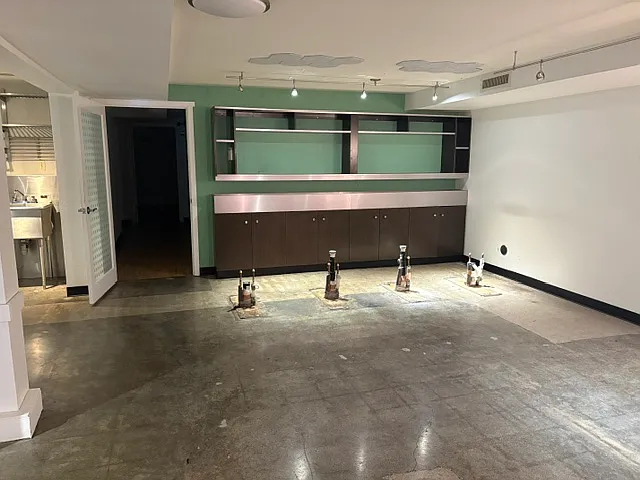 Multiple Sink area