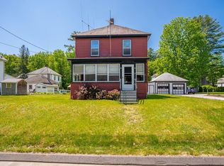 27 Maple St, Limerick, ME 04048