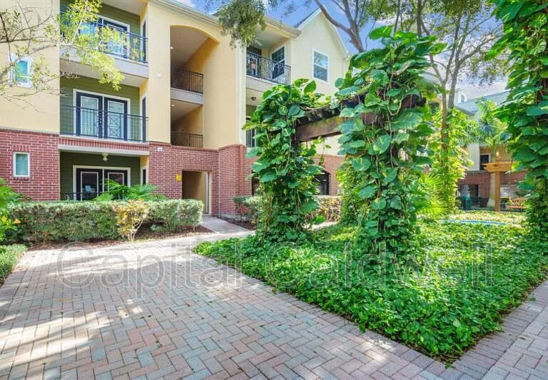 2010 E Palm Ave #15206-Y15206 — Photo 24