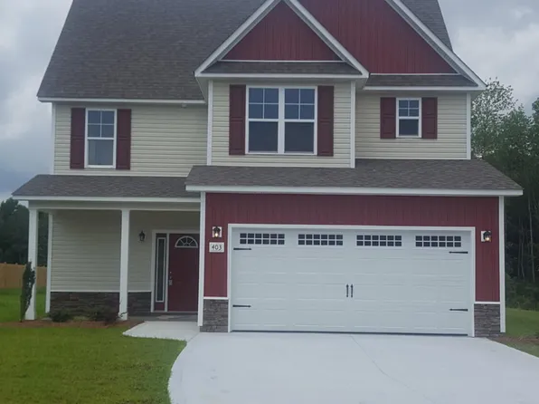 403 Olde Sail Ct, Sneads Ferry, NC 28460