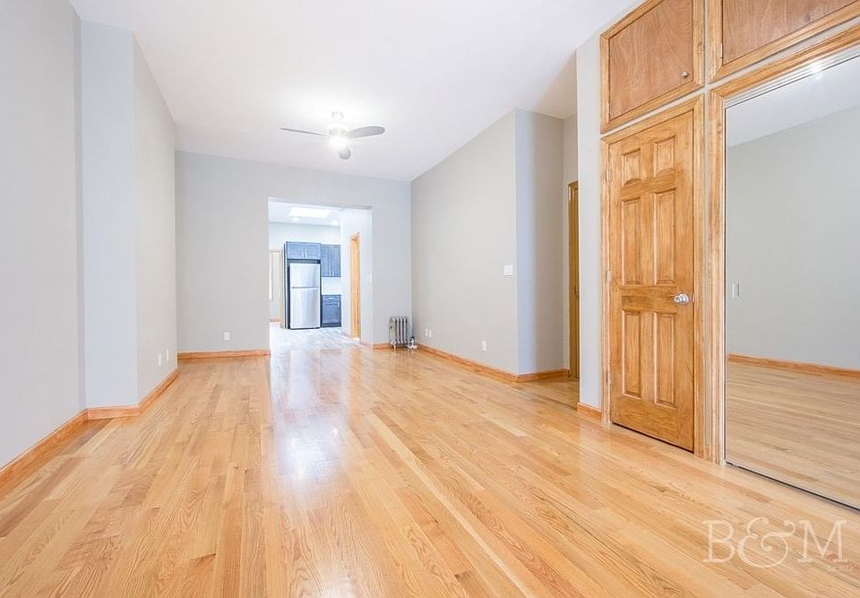 1st image of 168 Bedford Ave #1