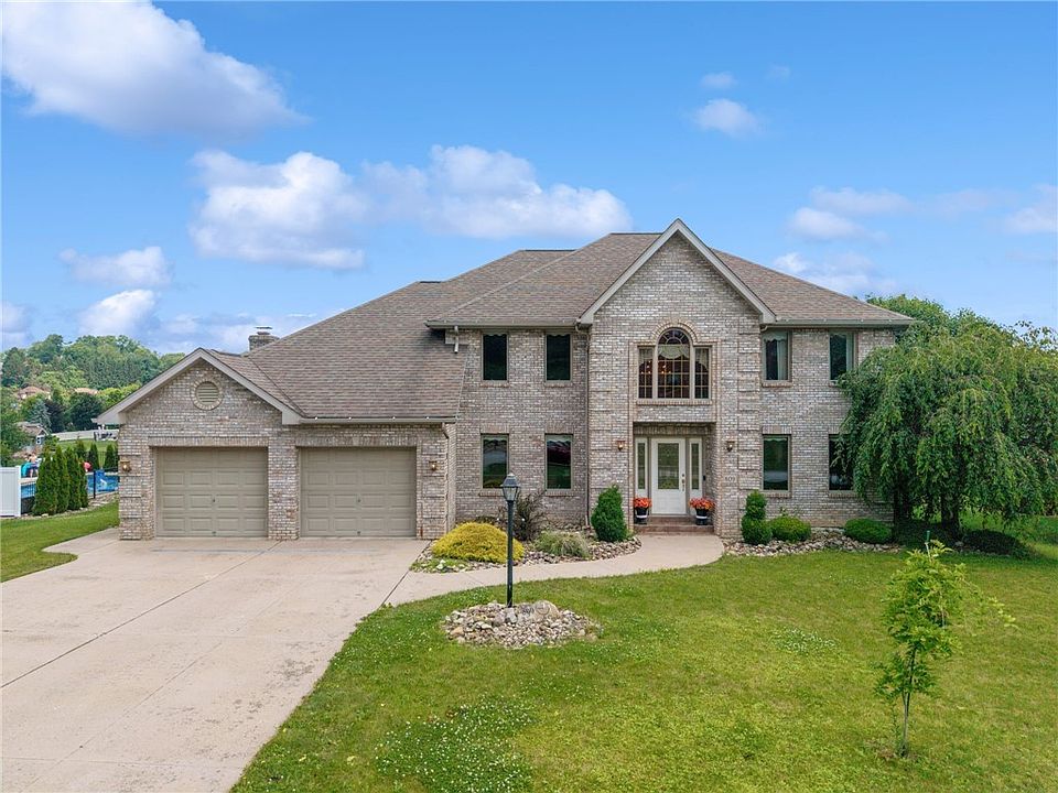 1st image of 809 Rembrandt Cir