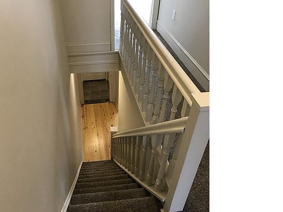 5th image of 115 N Conestoga St