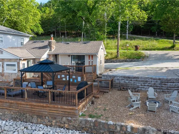 1500 Purvis Rd, Sunrise Beach, MO 65079