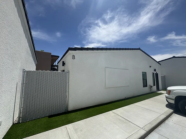 2076 Swanson Ave #B — Photo 3