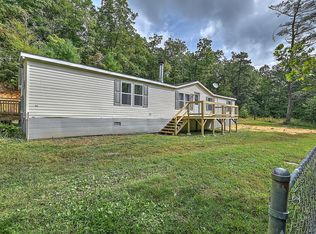 204 Melody Ln, Elizabethton, TN 37643