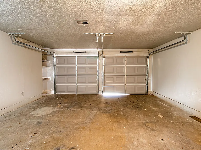 4101 SE 45th St — Photo 58