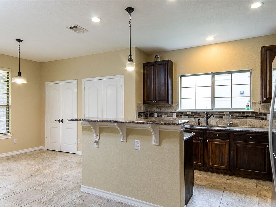1st image of 10221 Grizzly Oak Dr