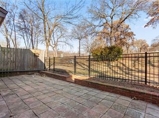 1909 Three Stars Rd, Edmond, OK 73034
