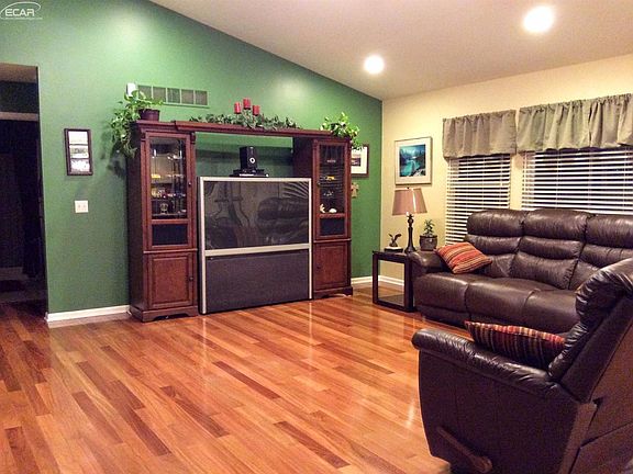 4th image of 1149 Emerald Forest Ln
