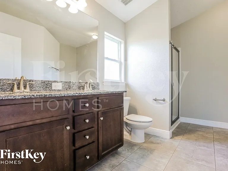 446 Xingu Ct — Photo 7