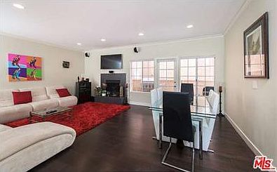 4th image of 5200 White Oak Ave Unit 57